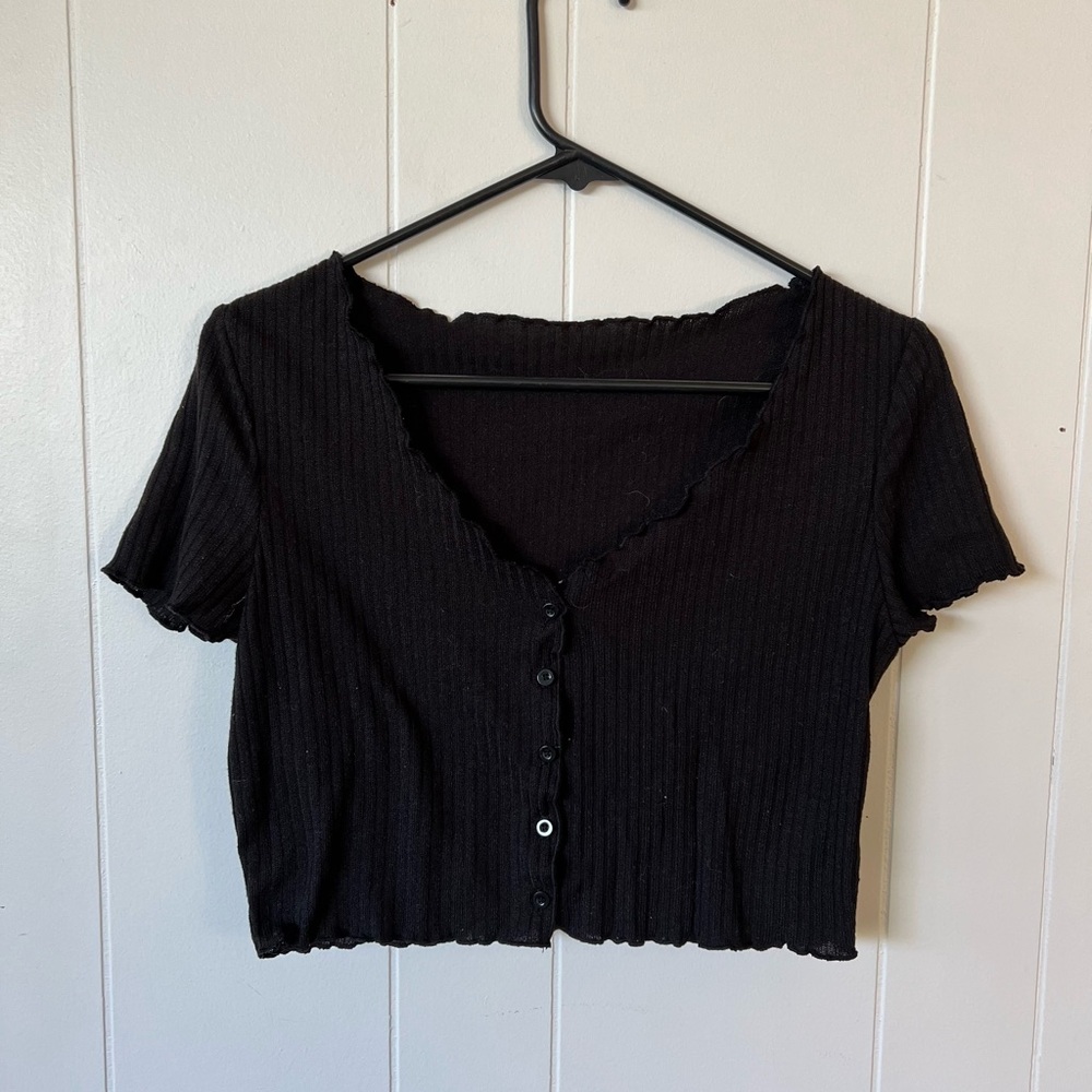 Black Ribbed Button-Up Crop Top
